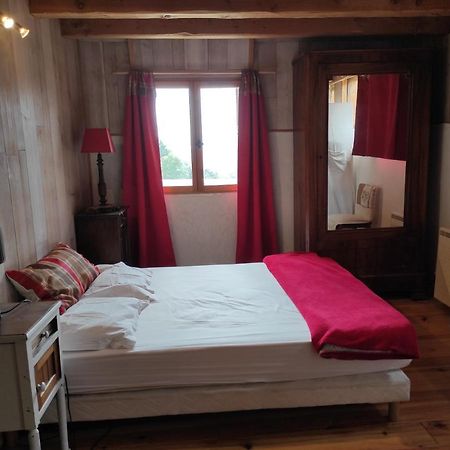 Le Pre De La Fontaine Bed & Breakfast Billiere Exterior photo